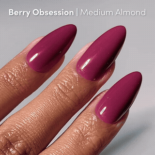 Lisawu Berry Tempted press-on nails manicure close-up